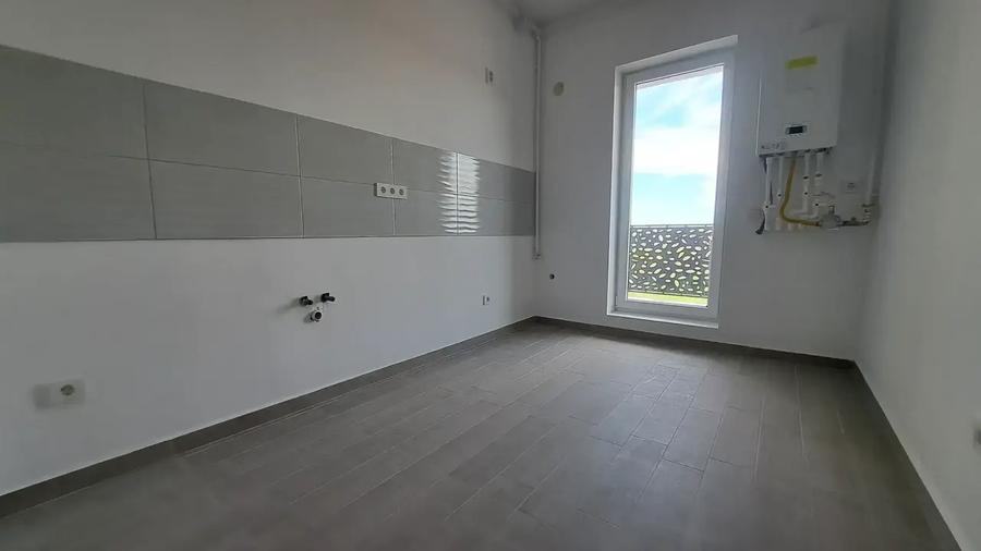 Apartament cu 3 camere decomandat în Theodor Pallady