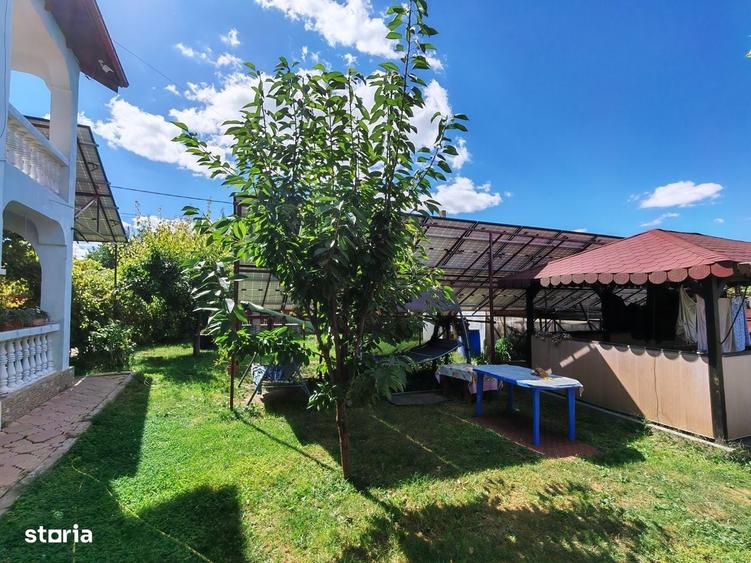 Casă cu 4 camere în Valu lui Traian