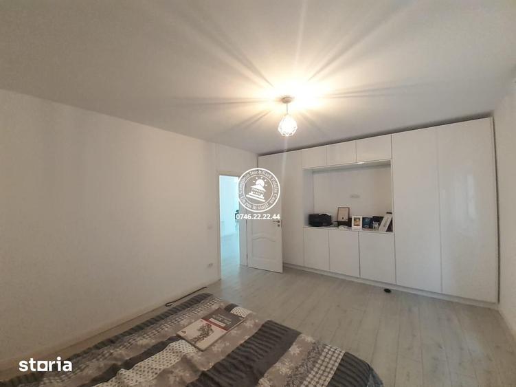 Casă cu 5 camere cu Teren 400 Mp în Lețcani