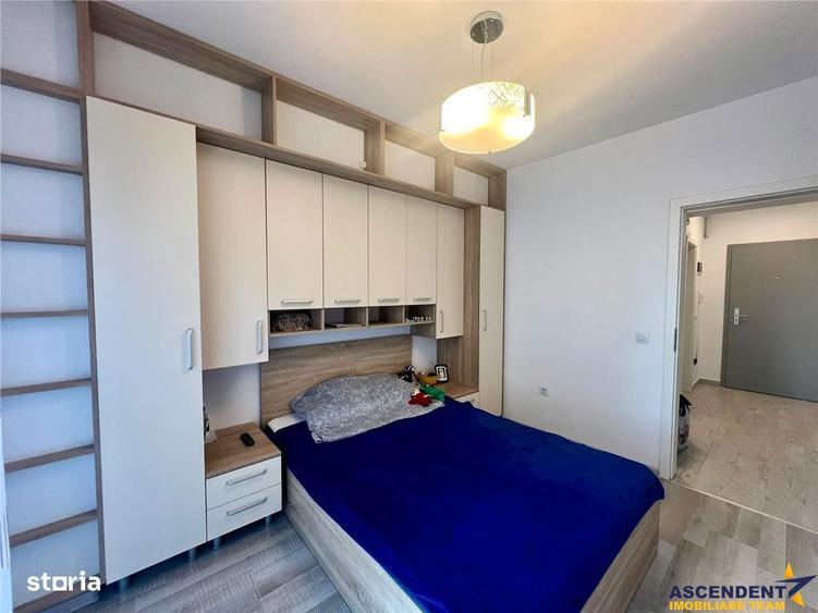 Apartament cu 3 camere decomandat, mobilat în Tractorul