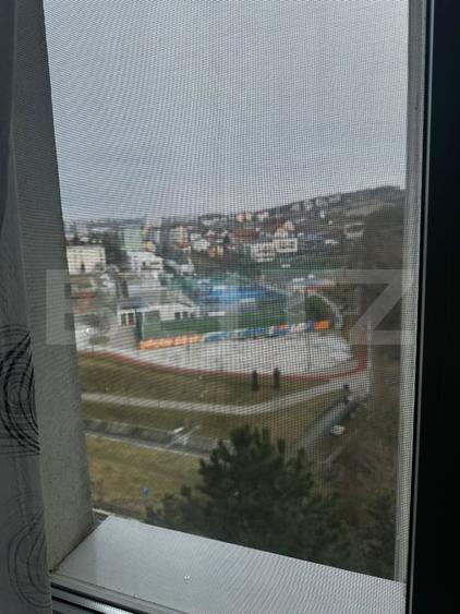Apartament cu 3 camere semidecomandat, mobilat în Mănăștur