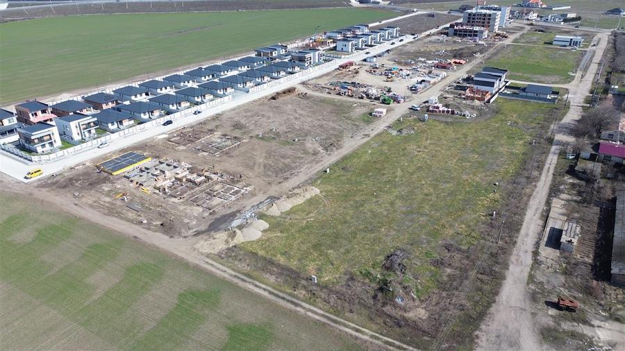 Teren Construcții intravilan de 372 mp, în Nord