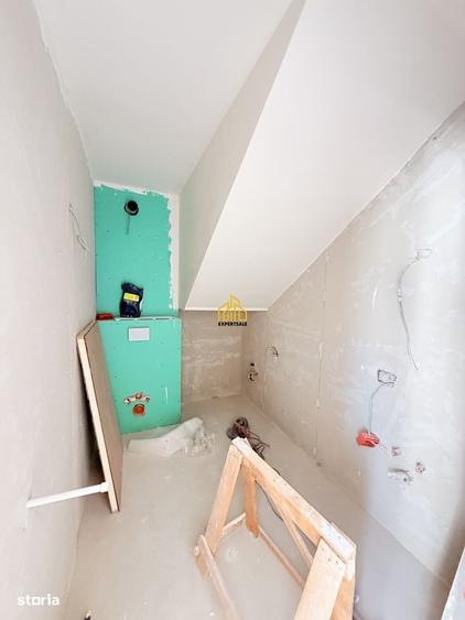 Casă cu 4 camere cu Teren 160 Mp în Central