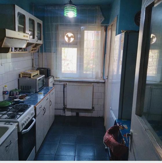 Apartament cu 2 camere semidecomandat în Dâmbovița