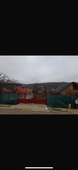 Casă cu 2 camere în Central