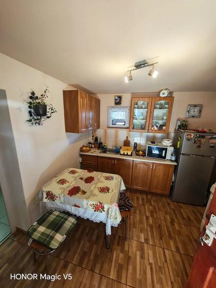 Casă cu Teren 790 Mp în Ghiroda