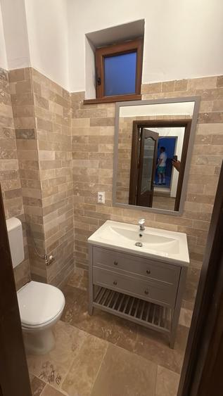 Casă individuală cu 2 camere cu Canalizare în Brașovul Vechi