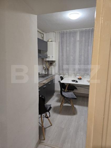 Apartament cu 2 camere semidecomandat, mobilat în Micro 16