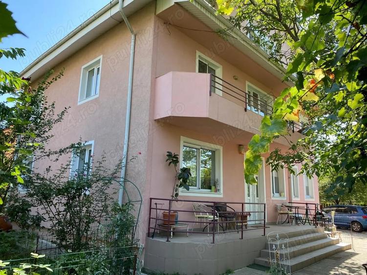 Casă cu 6 camere cu Teren 650 Mp în Ultracentral