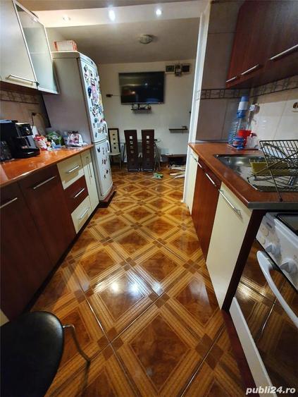 Apartament cu 3 camere decomandat în Carol Davila