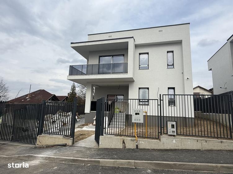 Casa individuala de vanzare in Dezmir, langa padure liniste, spati - 1