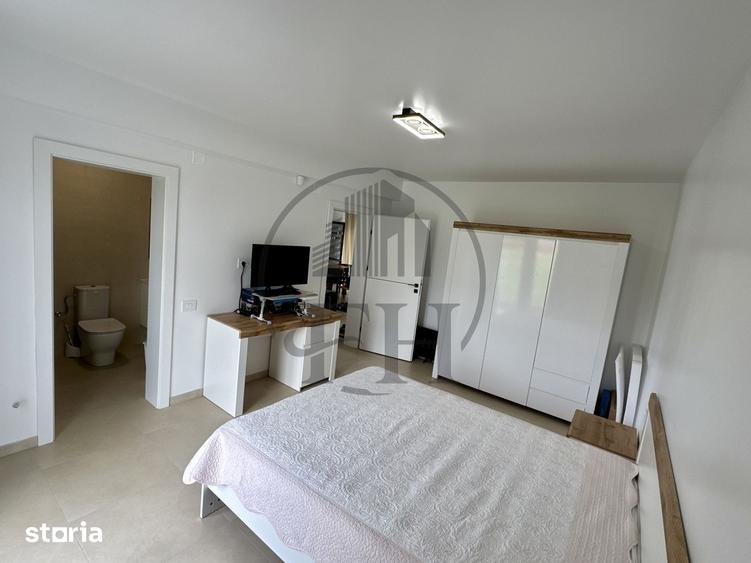 Casă cu 5 camere cu Teren 404 Mp în Central