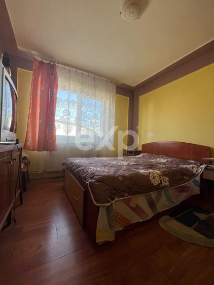 Apartament cu 2 camere nedecomandat, mobilat în Central