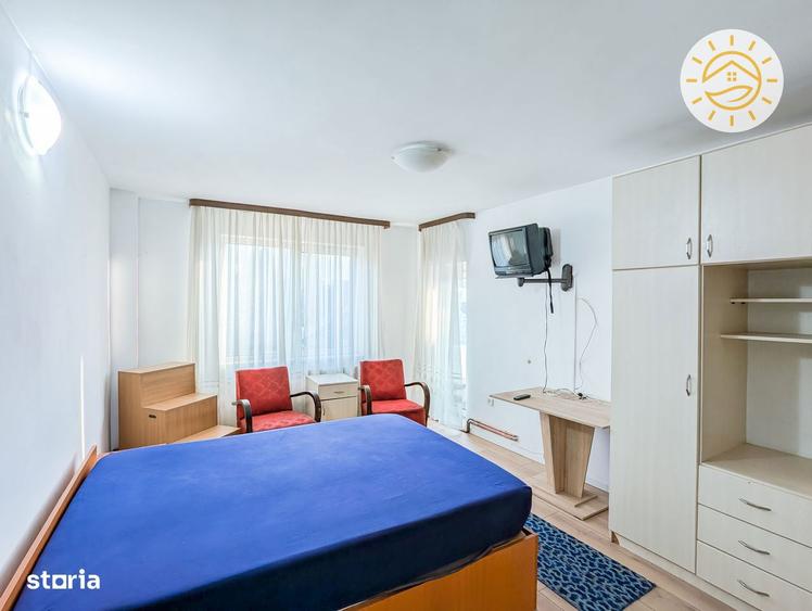 Apartament cu 3 camere decomandat în Centrul Istoric