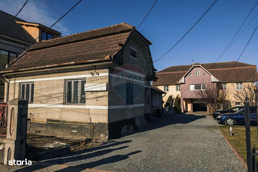 Casă cu 4 camere cu Teren 946 Mp în Central