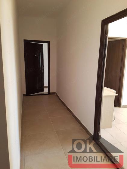 Apartament cu 6 camere decomandat în Central