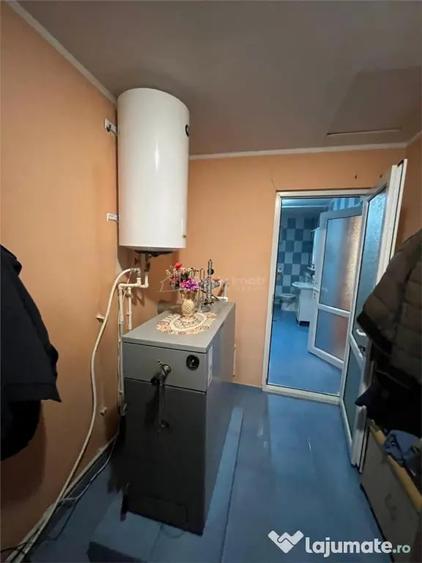 Casă cu 3 camere cu Teren 370 Mp în Smârdan