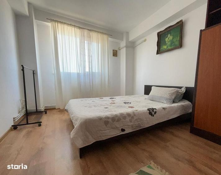 Apartament cu 3 camere decomandat în Nicolae Titulescu