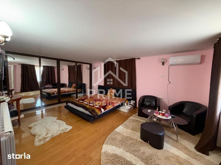 Casă cu 5 camere decomandat cu Teren 356 Mp în Teiu