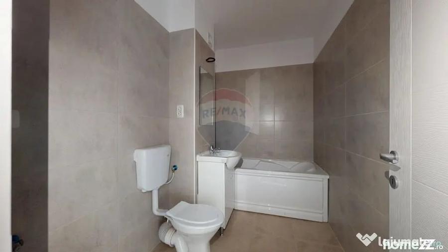 Apartament cu 2 camere semidecomandat în Sânpetru