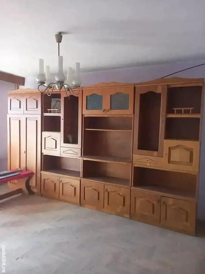 Apartament cu 3 camere în Panciu