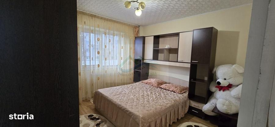 Apartament cu 3 camere decomandat în George Enescu