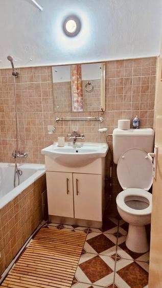 Apartament cu 2 camere semidecomandat, mobilat în P-ța Muncii