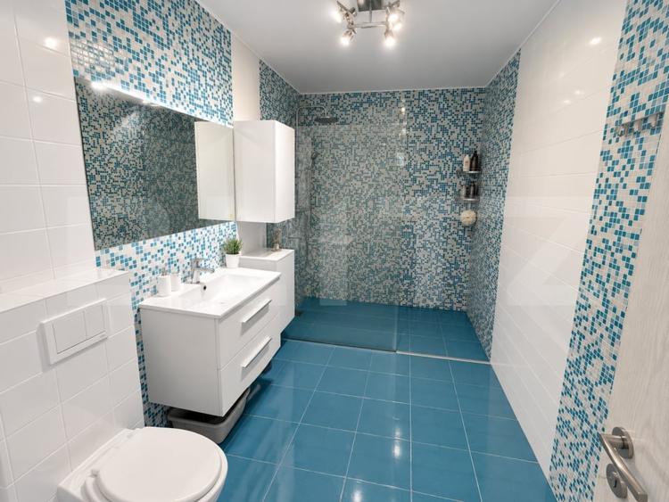 Apartament cu 3 camere semidecomandat, mobilat în Florești