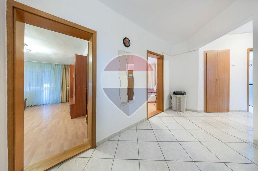 Apartament cu 2 camere decomandat în Gemenii