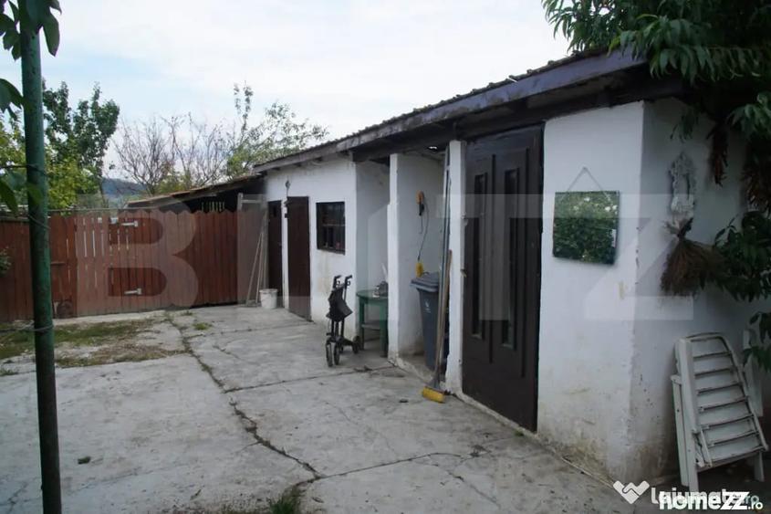 Casă cu 3 camere cu Teren 526 Mp în Central