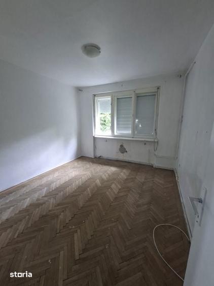 Apartament cu 2 camere semidecomandat în Săsar