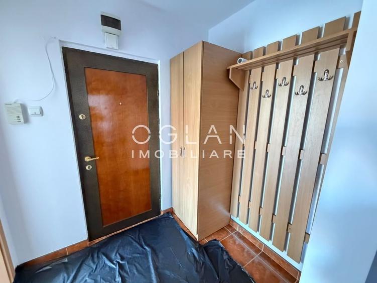 Apartament cu 2 camere decomandat în Mihai Viteazul