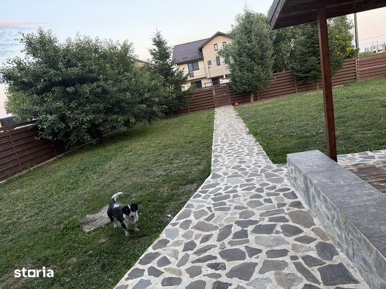 Casă cu 4 camere cu Teren 600 Mp în Central