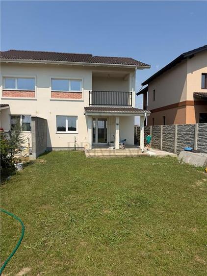 Duplex 4 camere - 111 mp utili + Pod 50 mp - Moșnița Nouă - 1