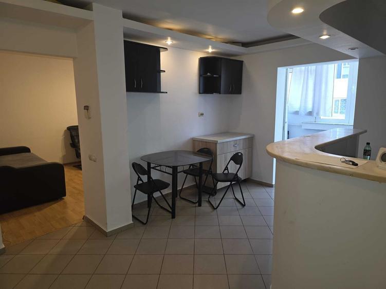 Apartament cu 3 camere decomandat în Exercițiu