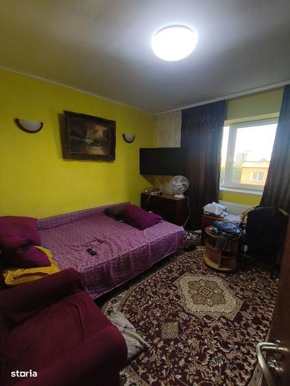 Apartament cu 3 camere decomandat în ICIL