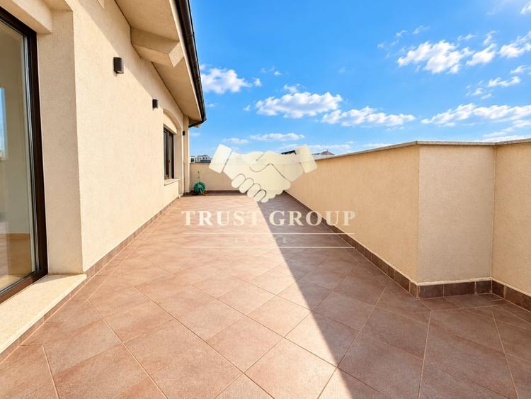 Apartament cu 3 camere decomandat, mobilat în Ultracentral