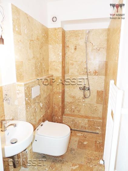 Apartament cu 3 camere semidecomandat în Parcul Circului