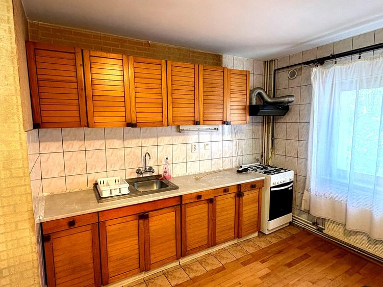 Apartament cu 2 camere decomandat în Mărăști