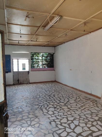 Spațiu comercial, de 50 mp, în Rovine