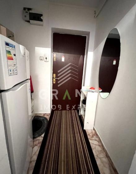 Garsonieră decomandată, mobilată în Mănăștur