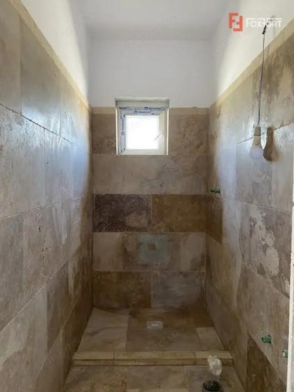 Casă cu 3 camere cu Teren 350 Mp în Remetea Mare