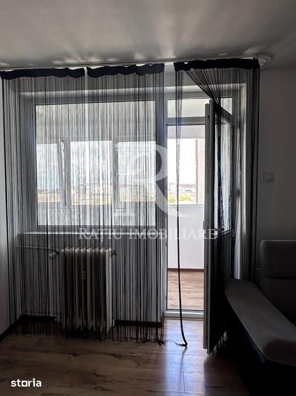 Apartament cu 3 camere în Decebal
