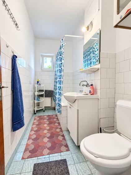 Apartament de 3 camere, situat pe Carpaților - 10