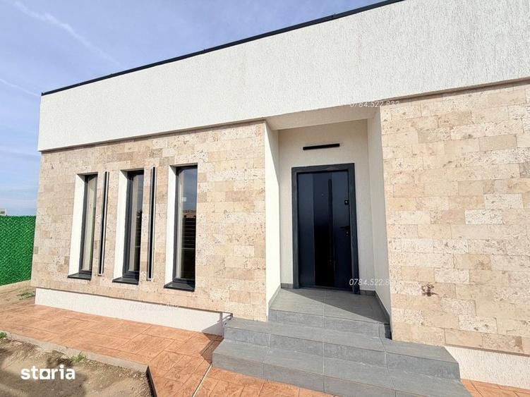 Casă cu 3 camere decomandat cu Teren 354 Mp în Berceni