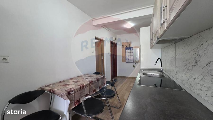 Apartament cu 3 camere în Vitrometan