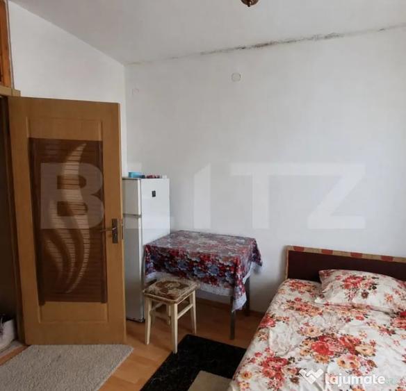 Garsonieră decomandată în Central