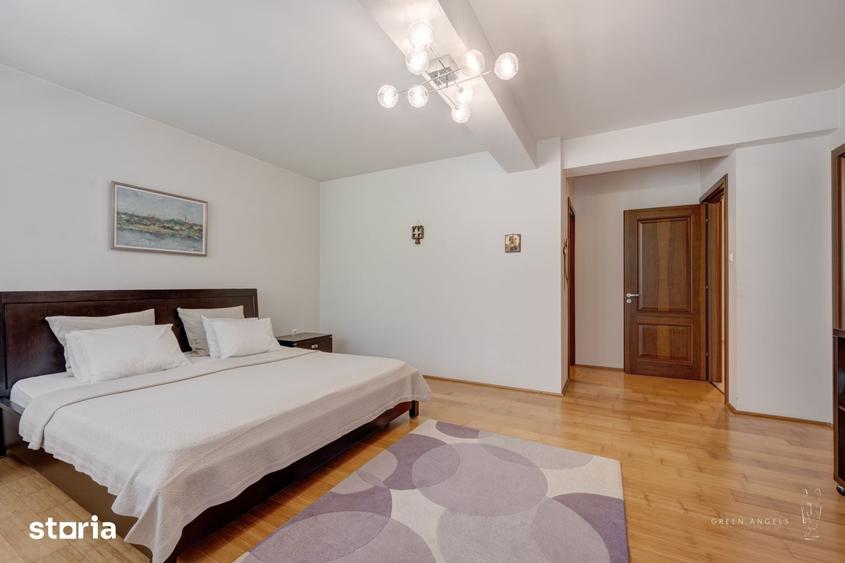 Casă cu 7 camere cu Teren 220 Mp în Unirii