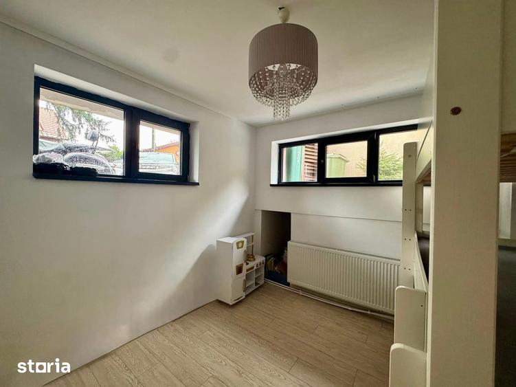 Apartament cu 3 camere în Dămăroaia