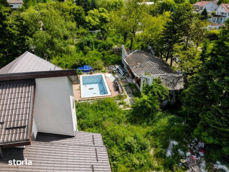 Casă cu 9 camere cu Teren 4000 Mp în Snagov